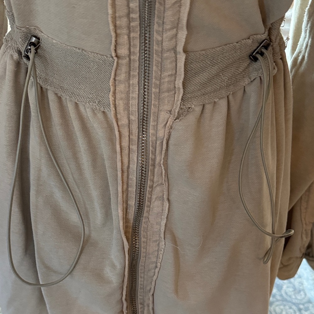Oli & Hali Tan Hooded Midi Dress - Picture 4 of 13